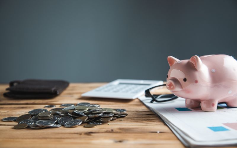 How to Track Spending and Stop Wasting Money on Monthly Subscriptions